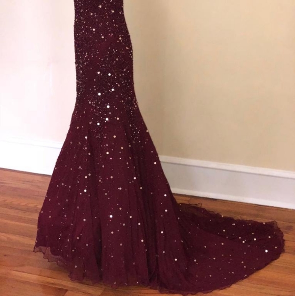 Evening Gown - Picture 5 of 5